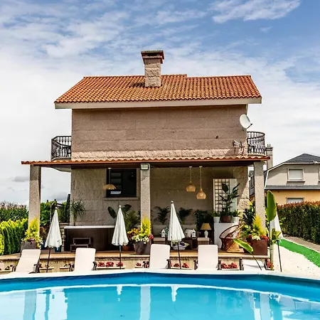 Casa Victoria Garden Con Jacuzzi Y Piscina Villa Caldas De Reis Exterior photo