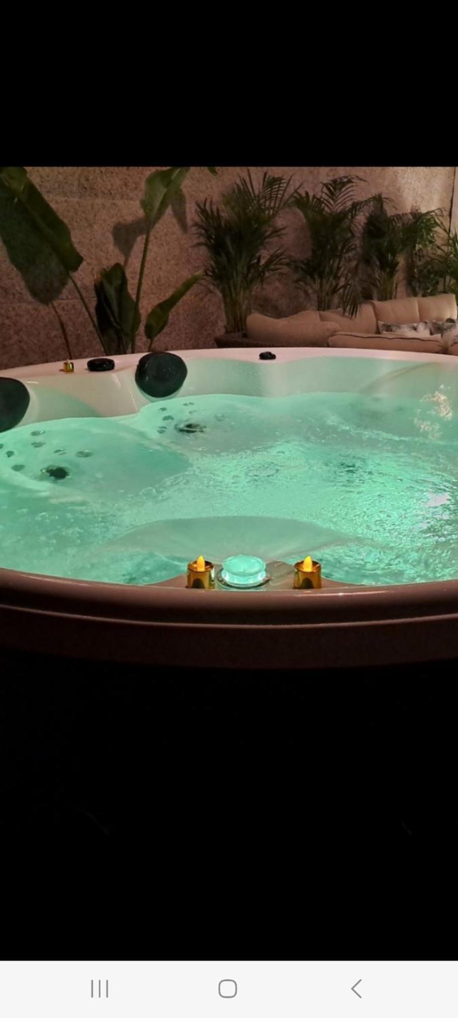 Casa Victoria Garden Con Jacuzzi Y Piscina Holiday home
